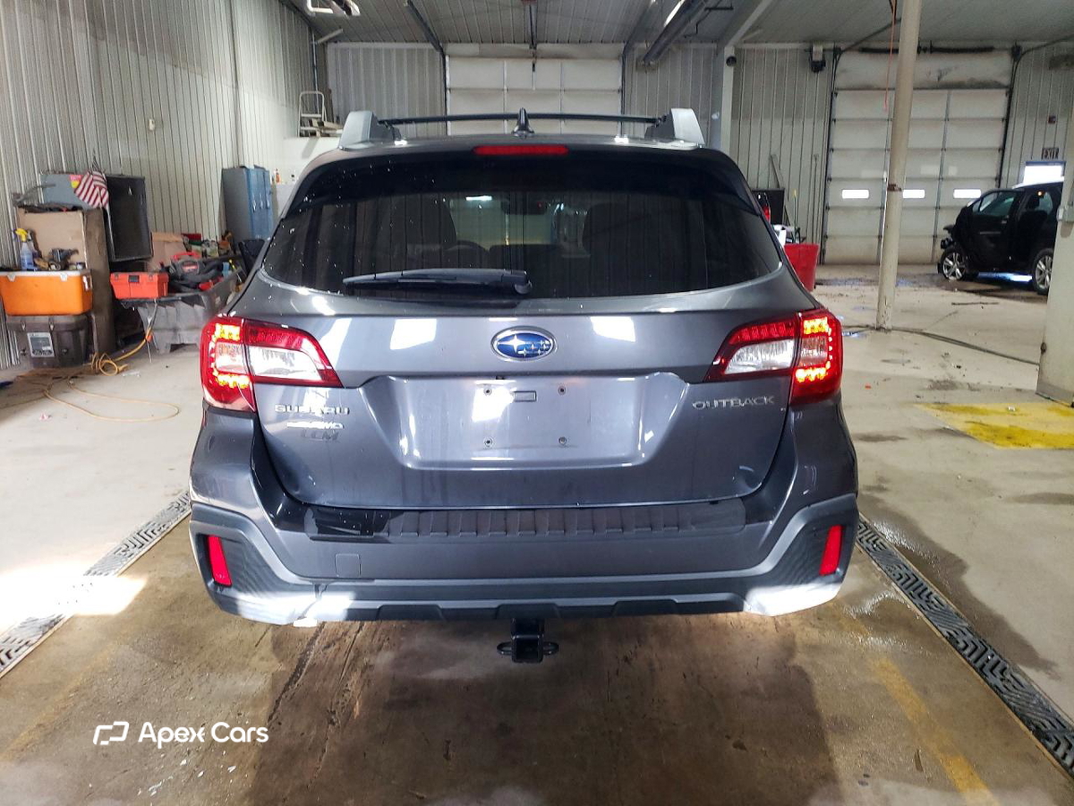 Subaru Outback 2018