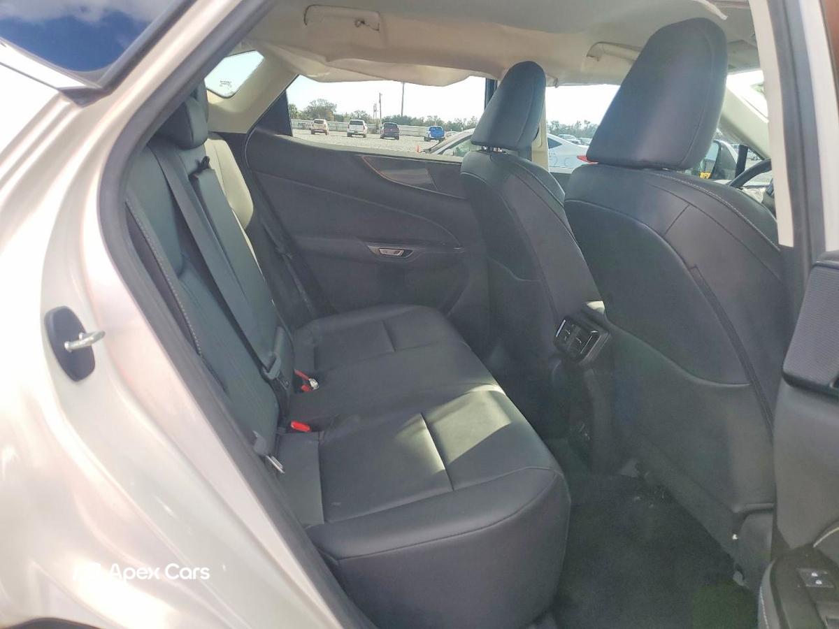 Lexus NX 2022