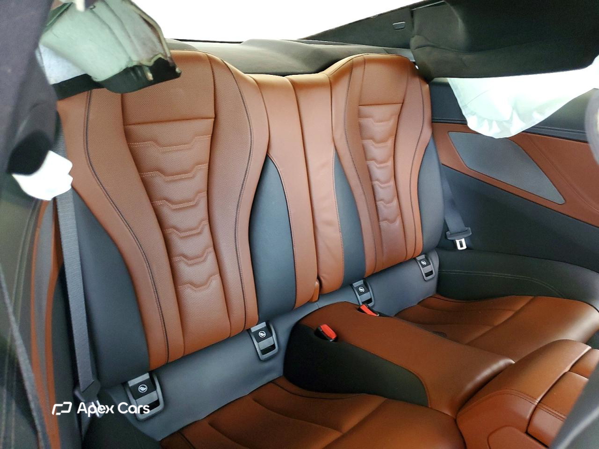 BMW Series 8 2024