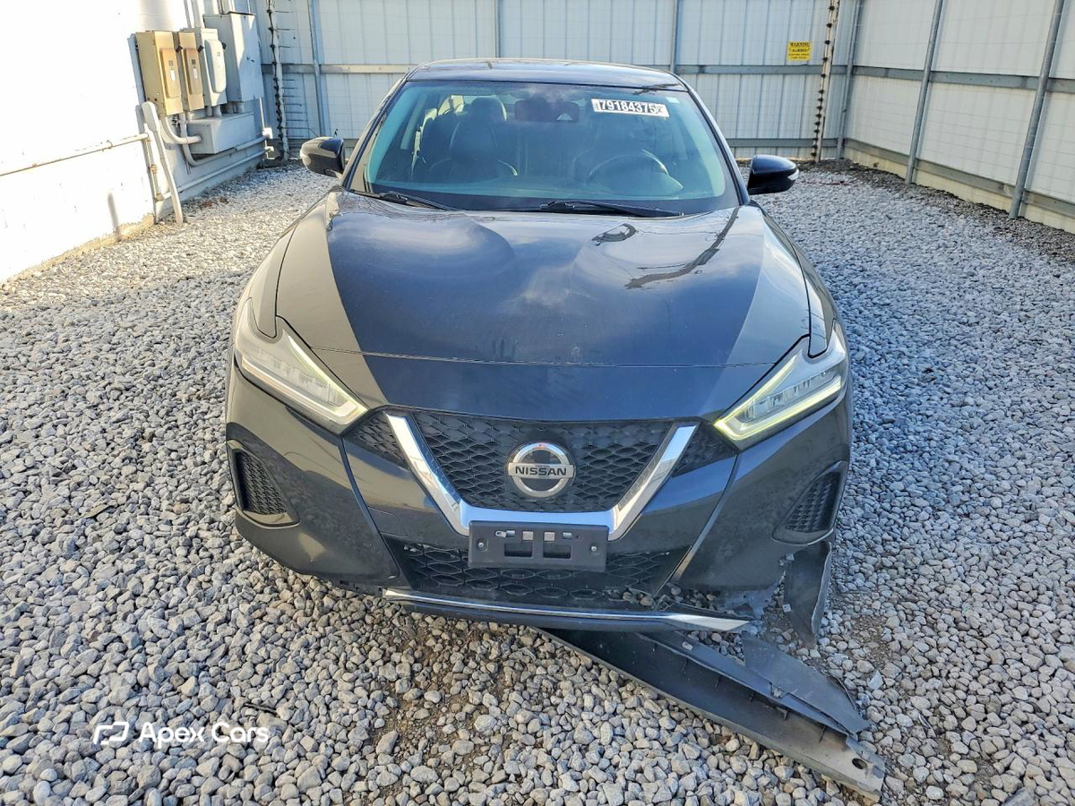 Nissan Maxima 2021