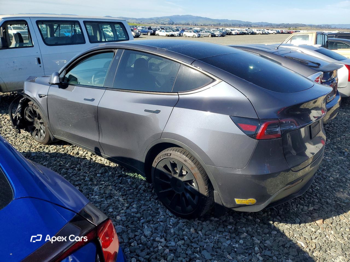 Tesla Model Y 2022