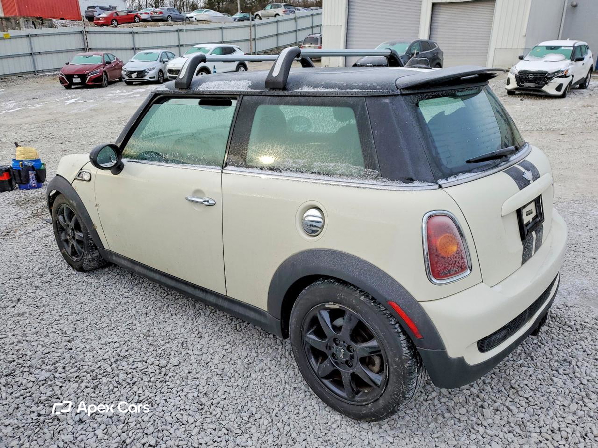 MINI Cooper 2010