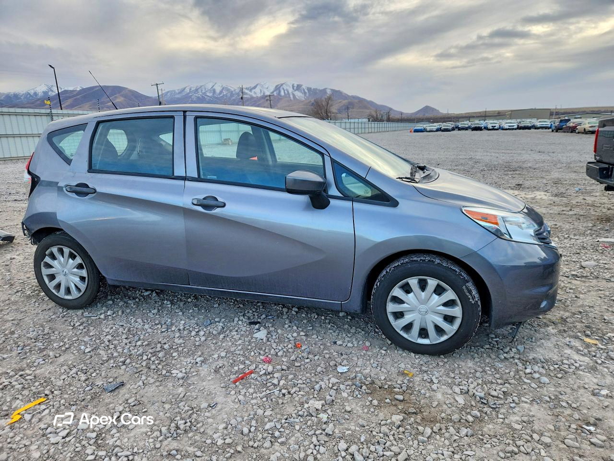 Nissan Versa 2016