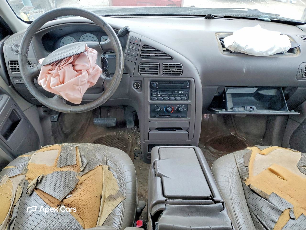 Nissan Quest 2000