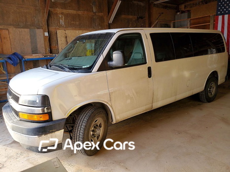 Chevrolet Express 2017 - Image 1 of 14