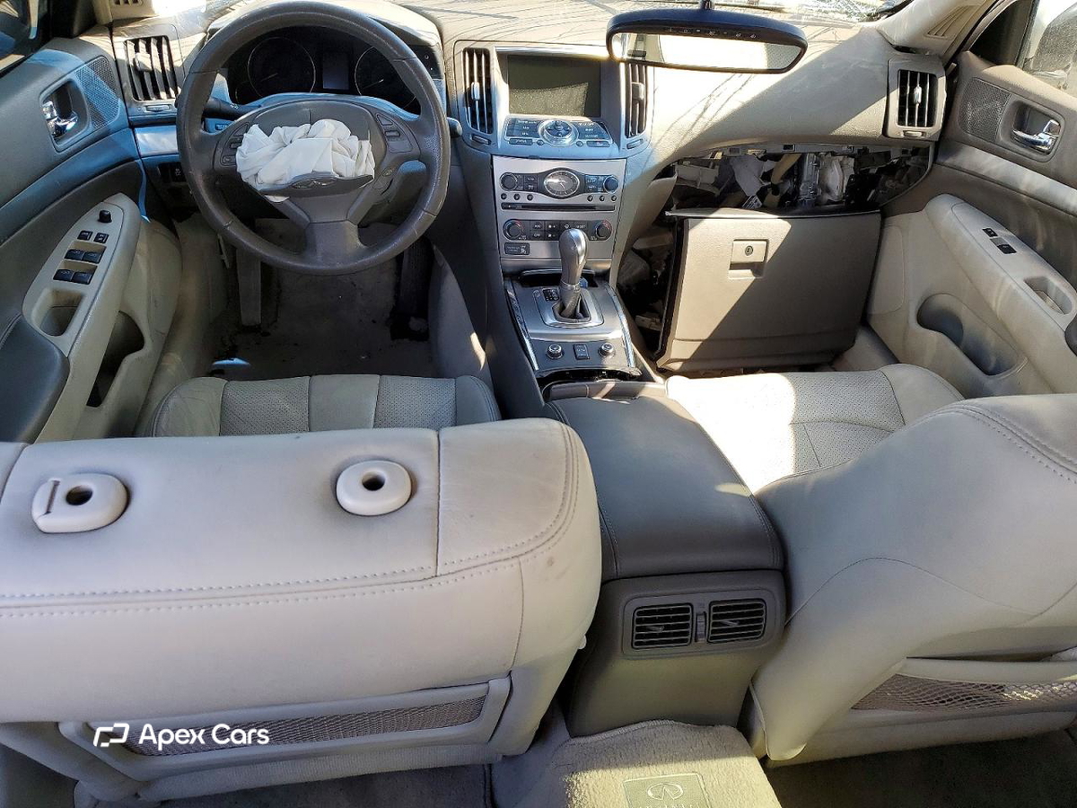 Infiniti G 2012