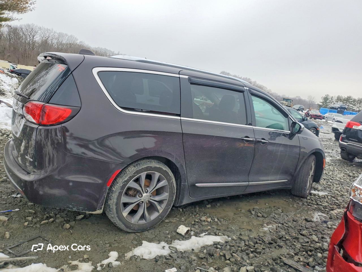 Chrysler Pacifica 2017
