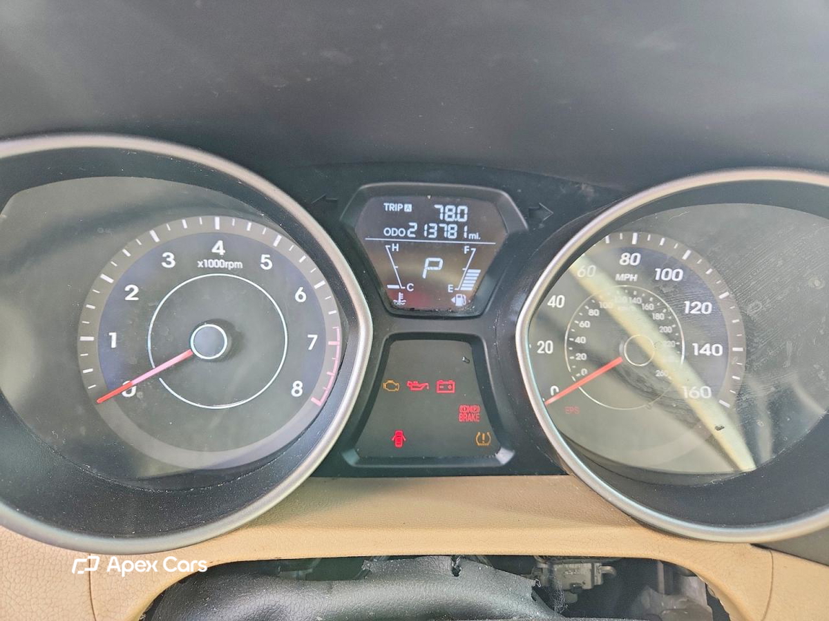 Hyundai Elantra 2011