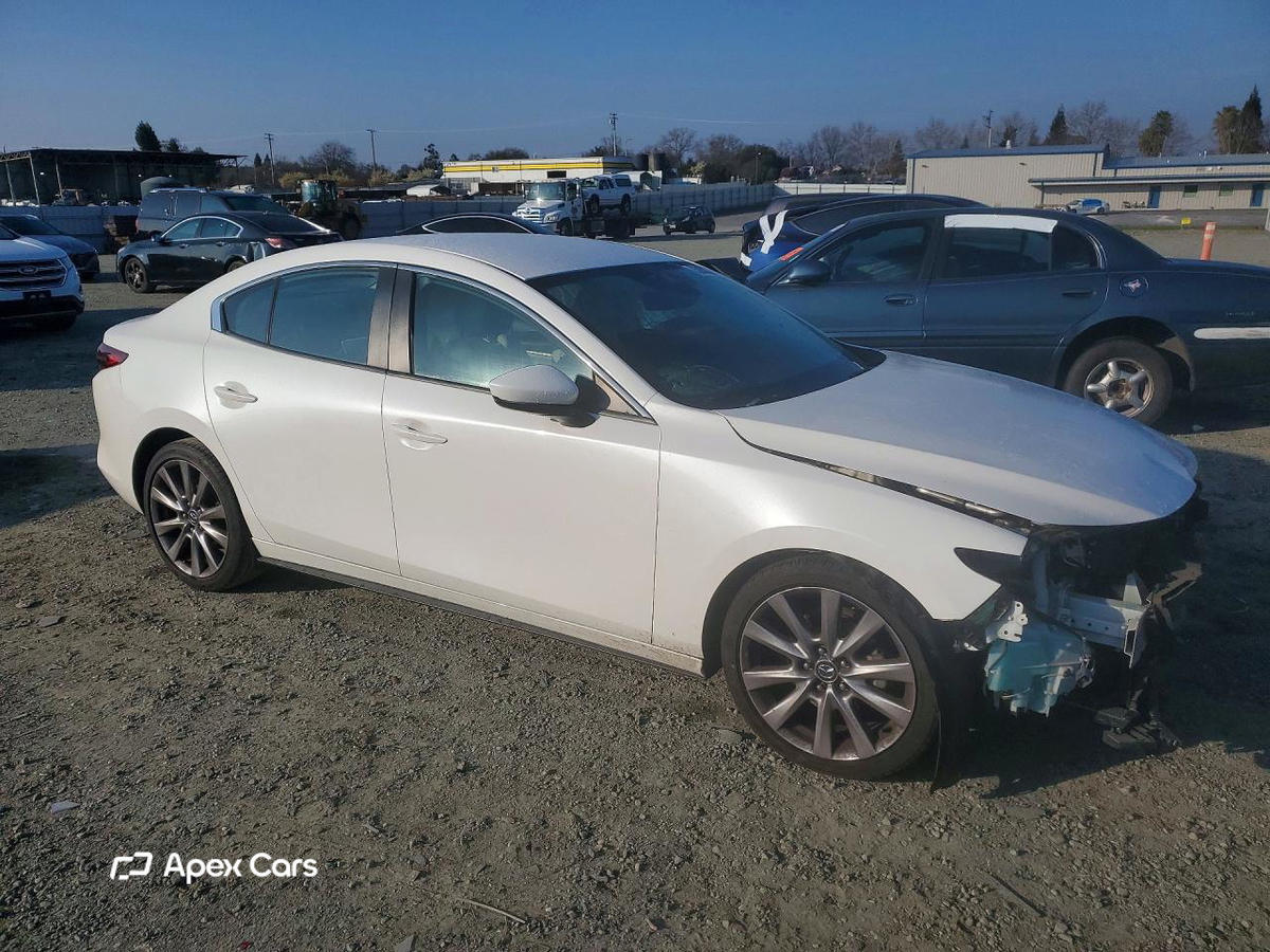 Mazda 3 2019