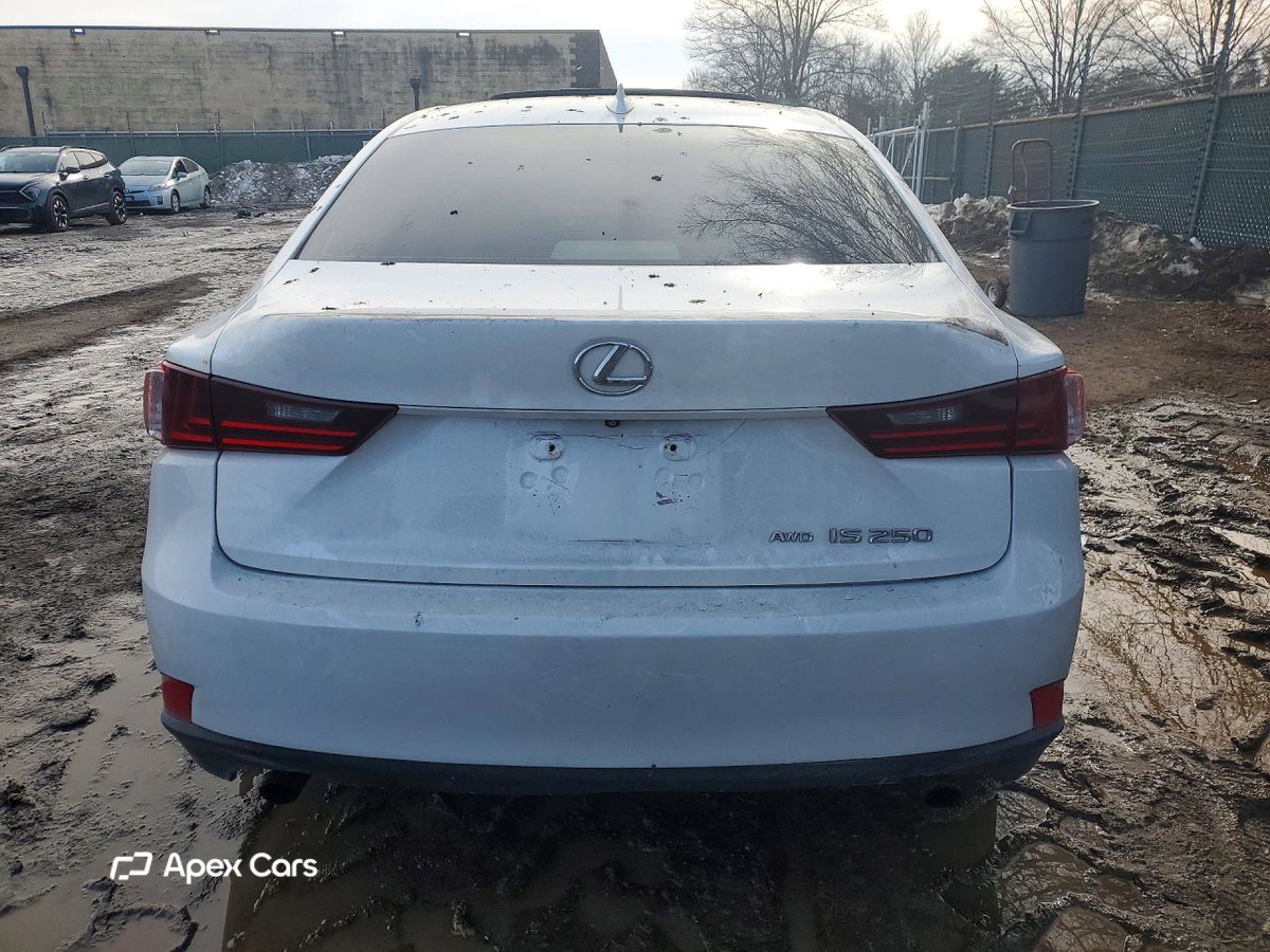 Lexus IS 2015