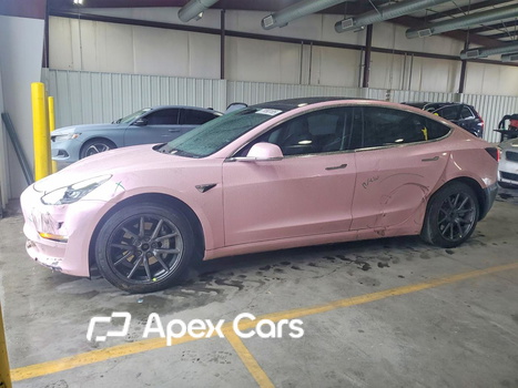 Tesla Model 3 2019 - Image 1 of 14