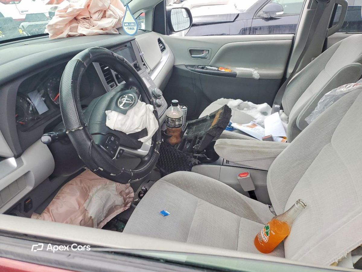 Toyota Sienna 2015