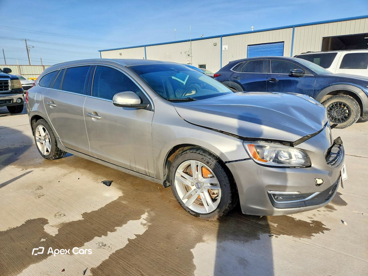Volvo V60 2015