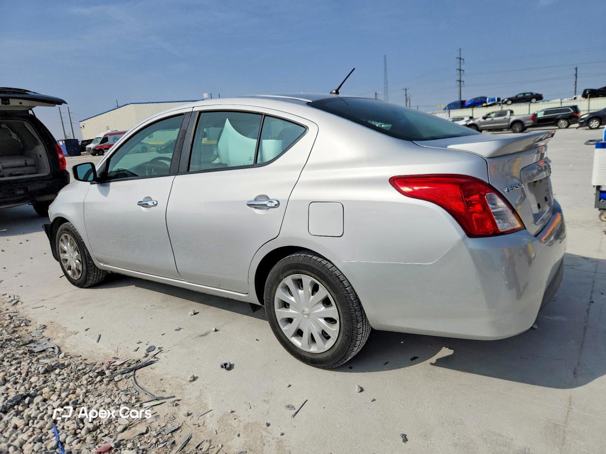 Nissan Versa 2019