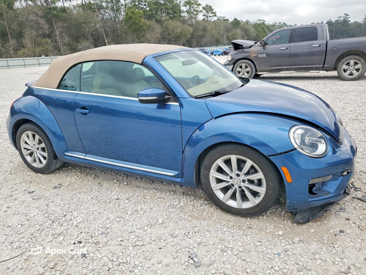 Volkswagen Beetle 2018