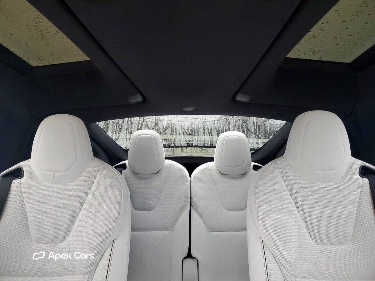 Tesla Model X 2023