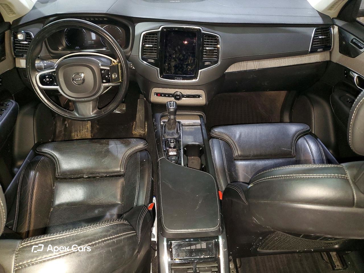 Volvo XC90 2021