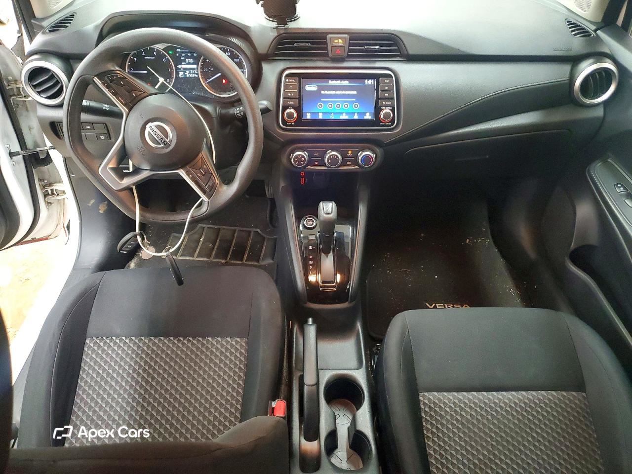 Nissan Versa 2021