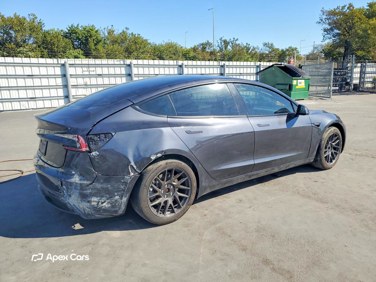 Tesla Model 3 2024