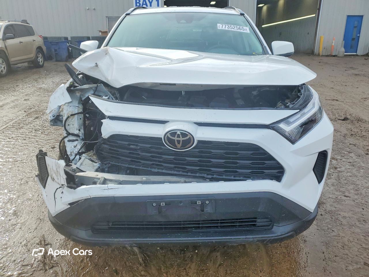 Toyota RAV 4 2025