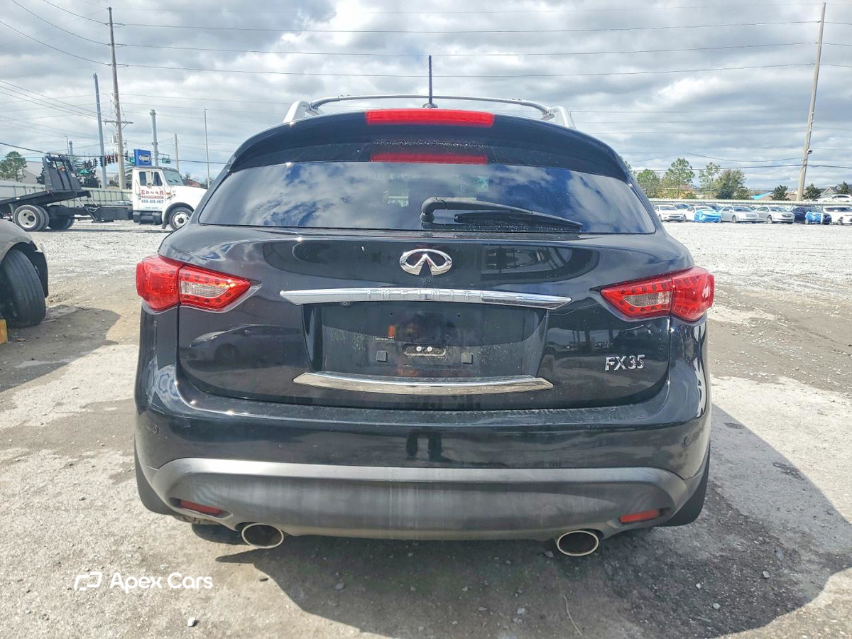 Infiniti FX 2011