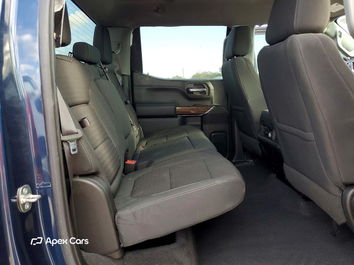 Chevrolet Silverado 2021