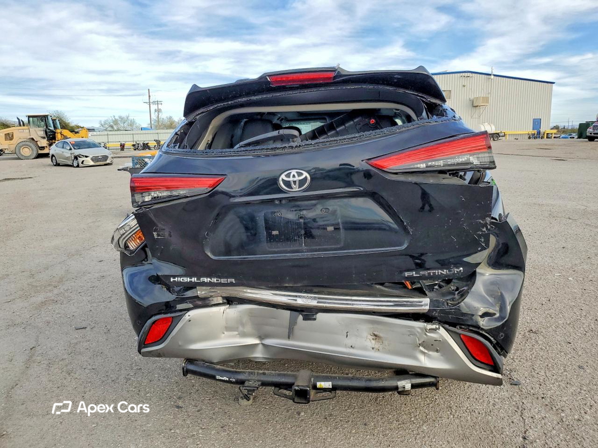 Toyota Highlander 2021