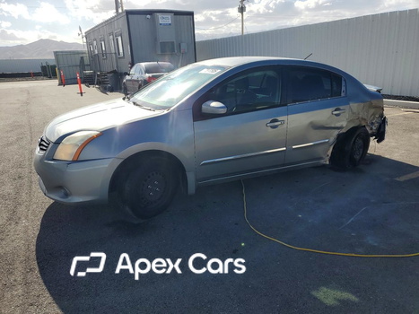 Nissan Sentra 2012 - Image 1 of 14
