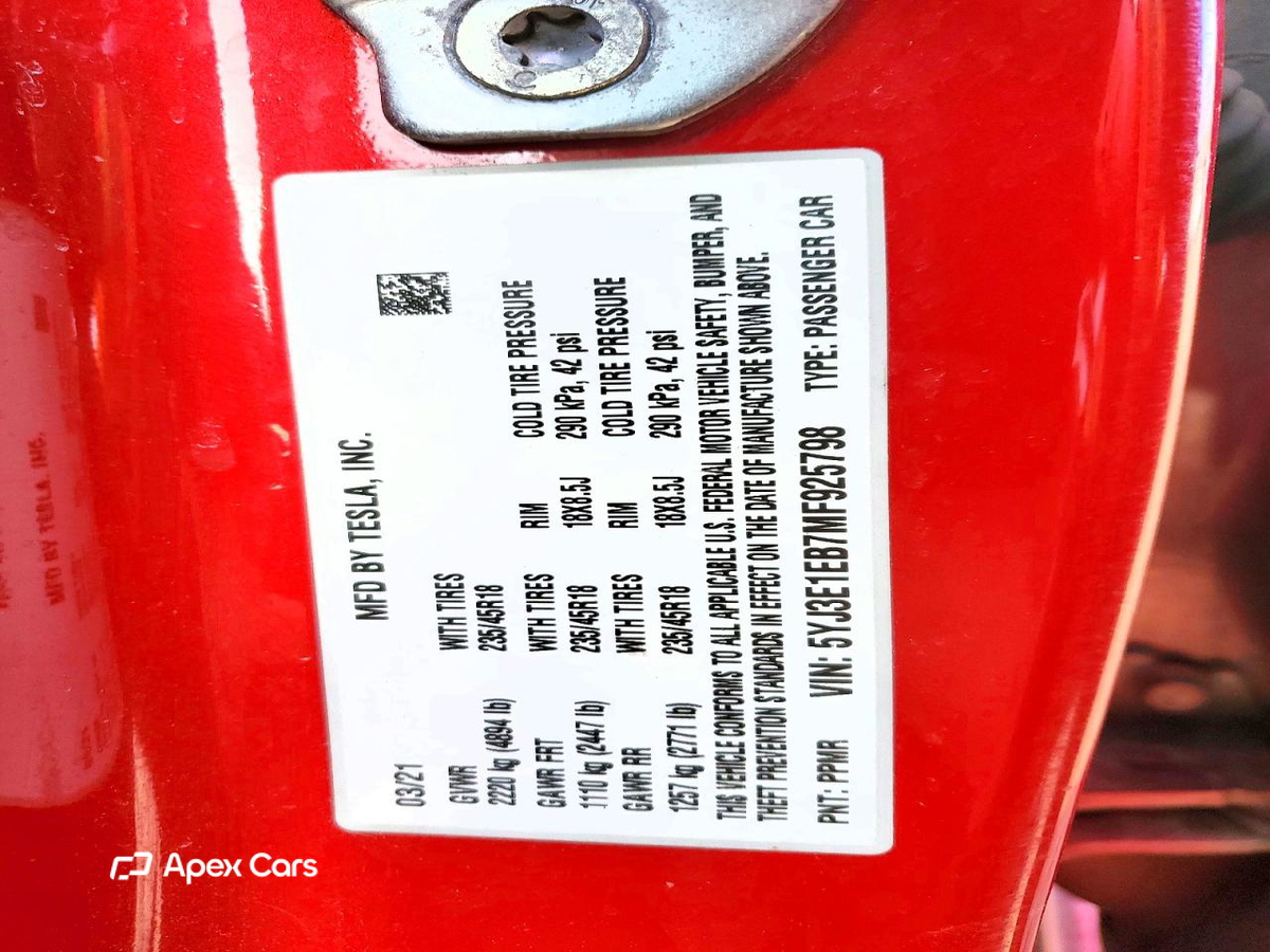 Tesla Model 3 2021