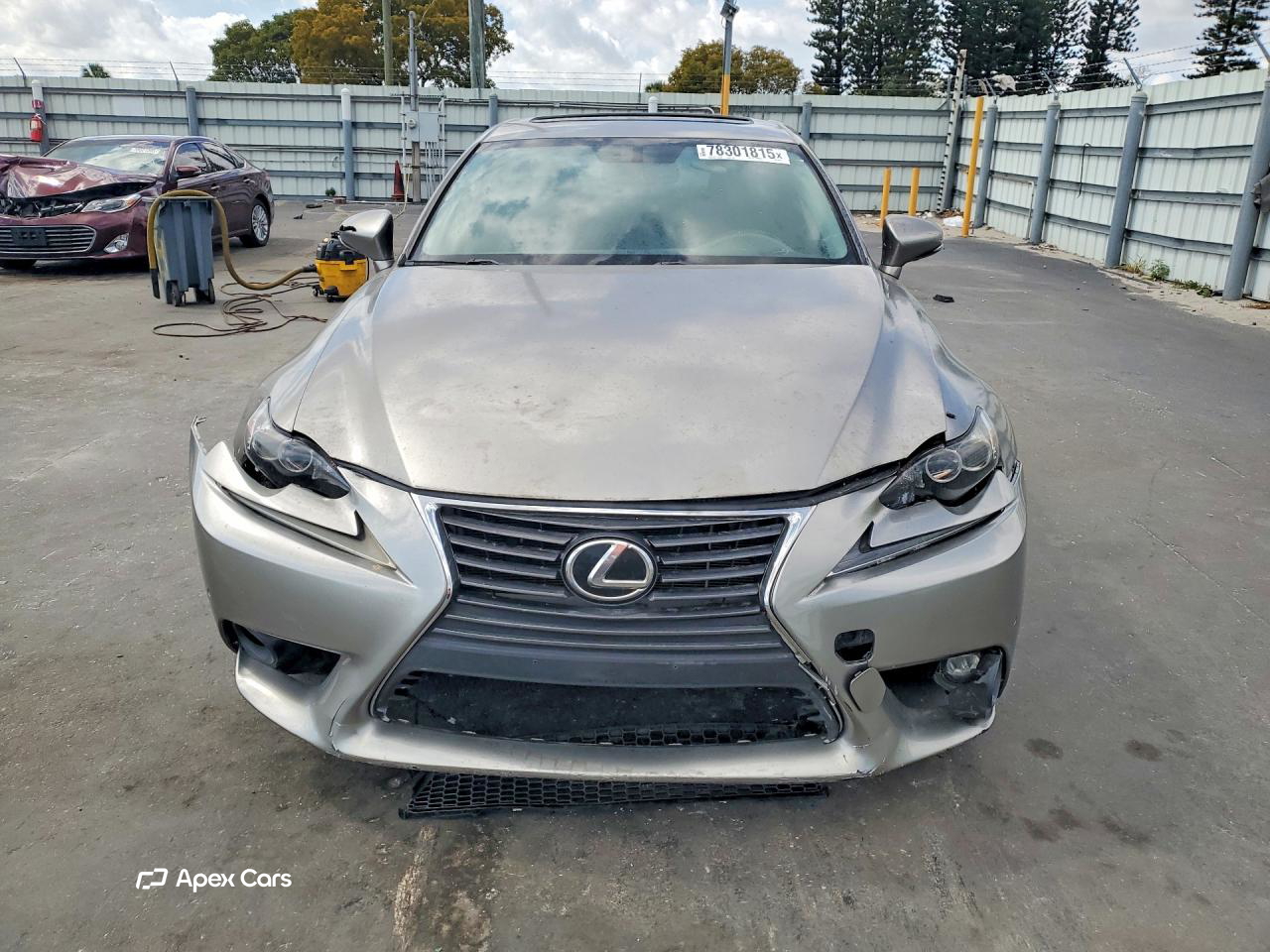 Lexus IS 2015