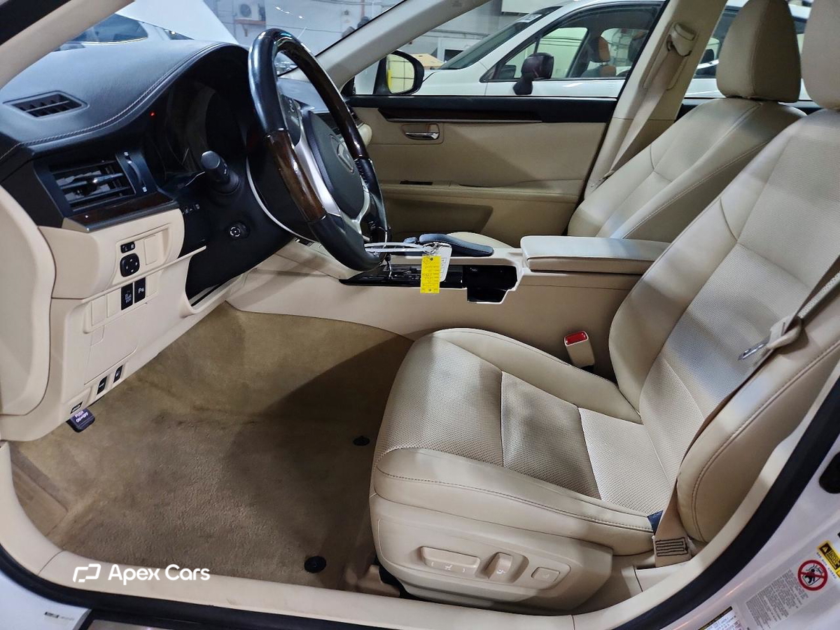 Lexus ES 2015