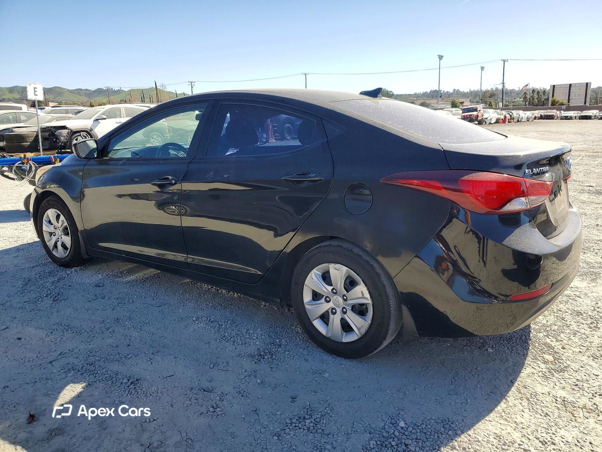 Hyundai Elantra 2016