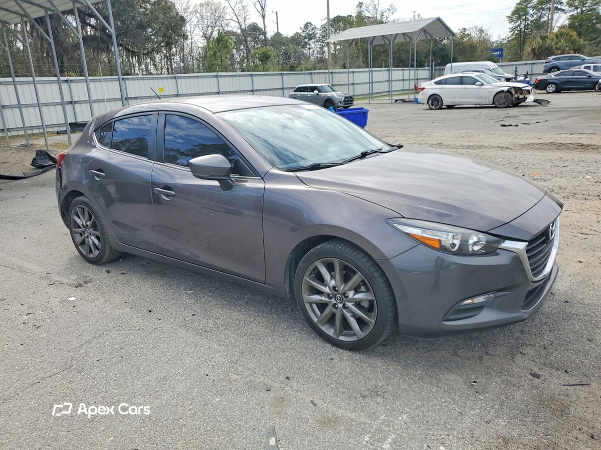 Mazda 3 2018