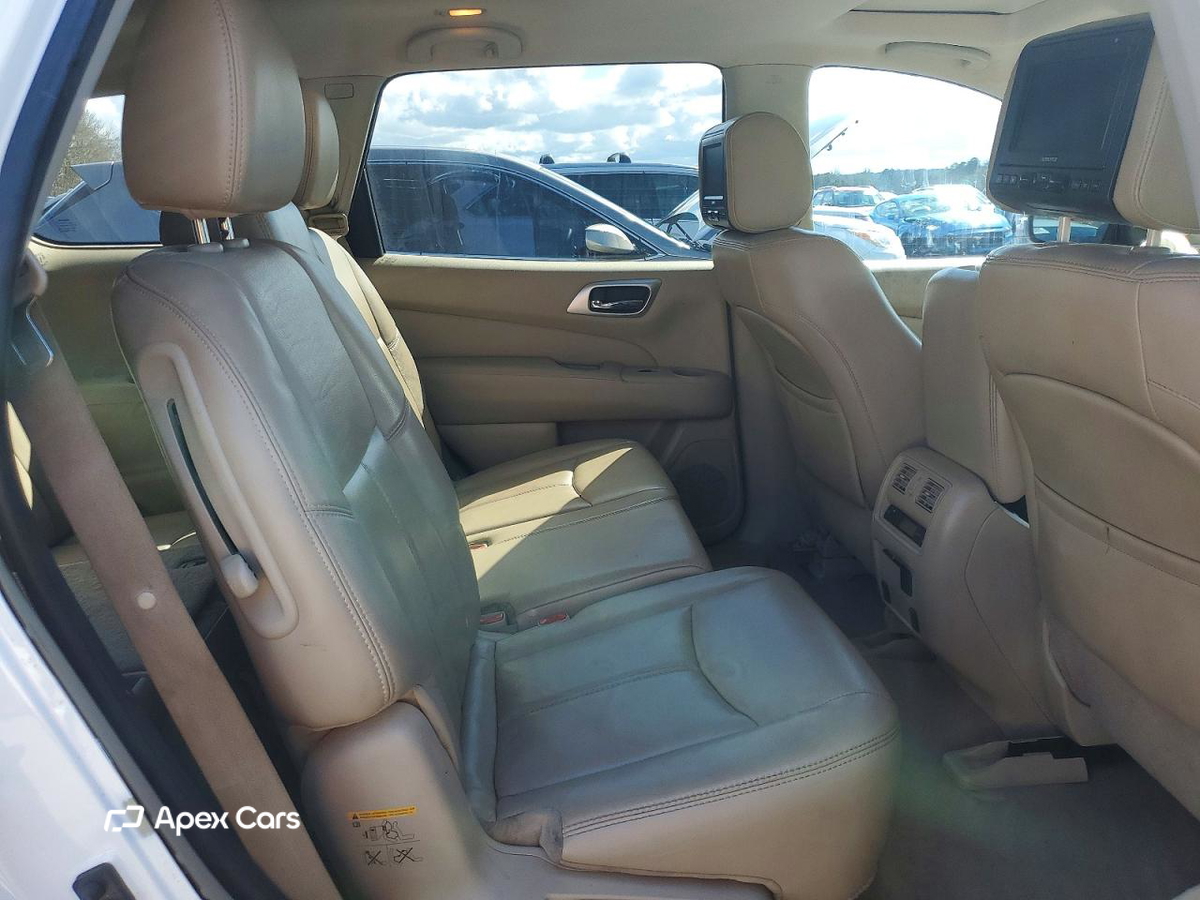 Nissan Pathfinder 2014