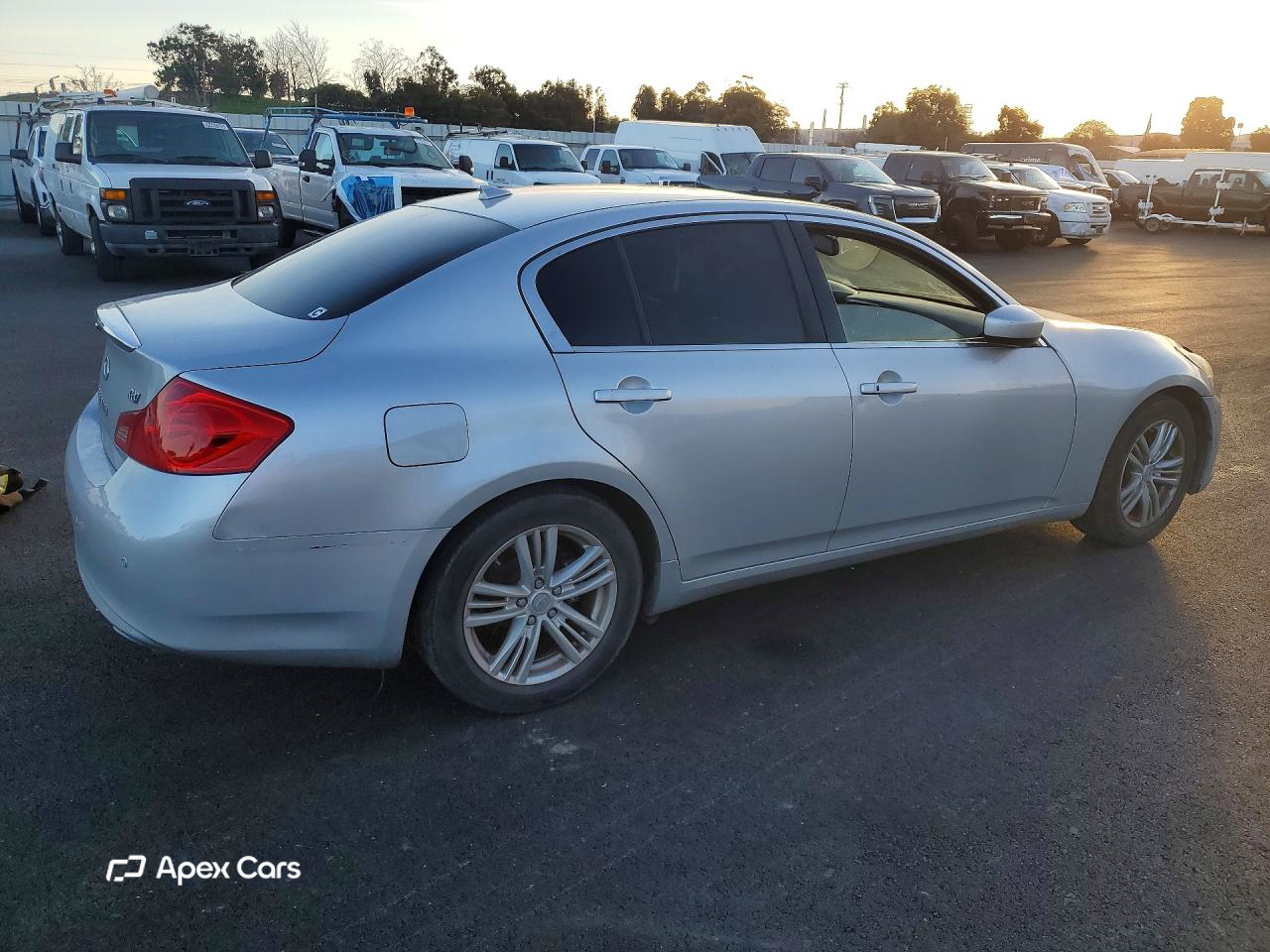 Infiniti G 2013