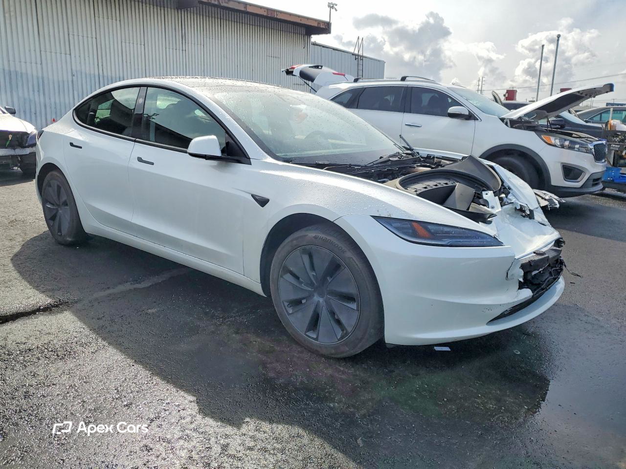 Tesla Model 3 2024