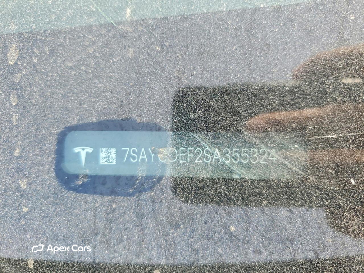 Tesla Model Y 2025