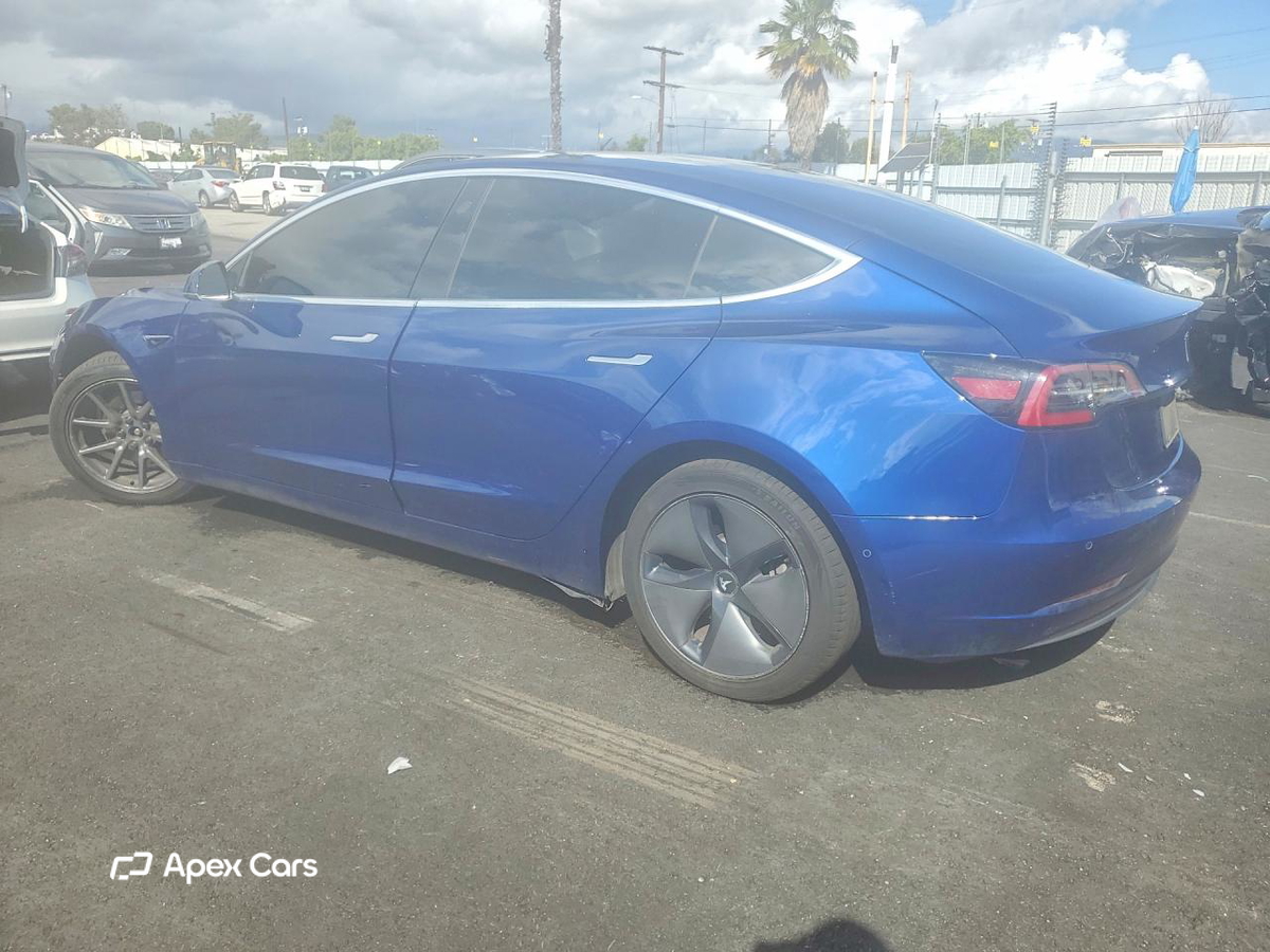 Tesla Model 3 2020