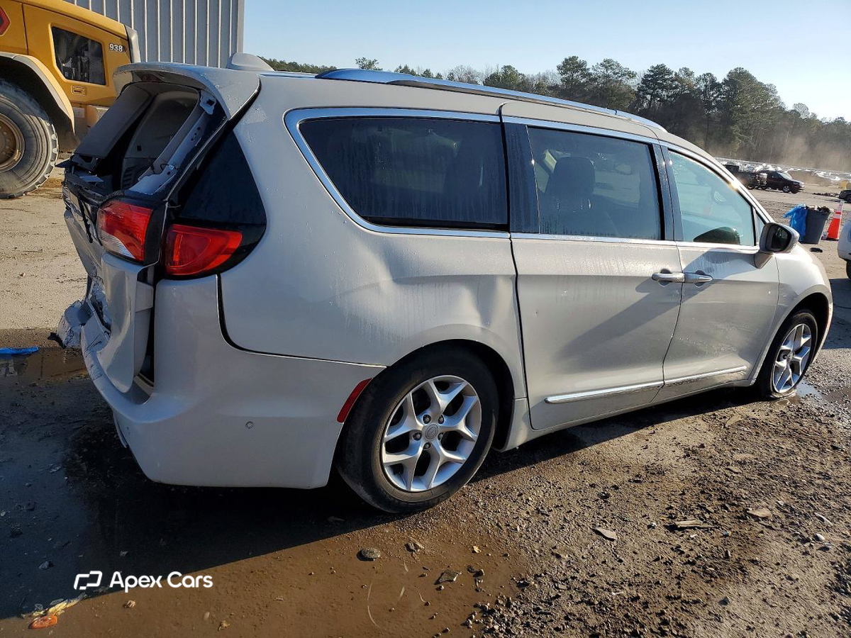 Chrysler Pacifica 2017