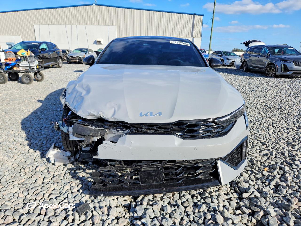 Kia K5 2025