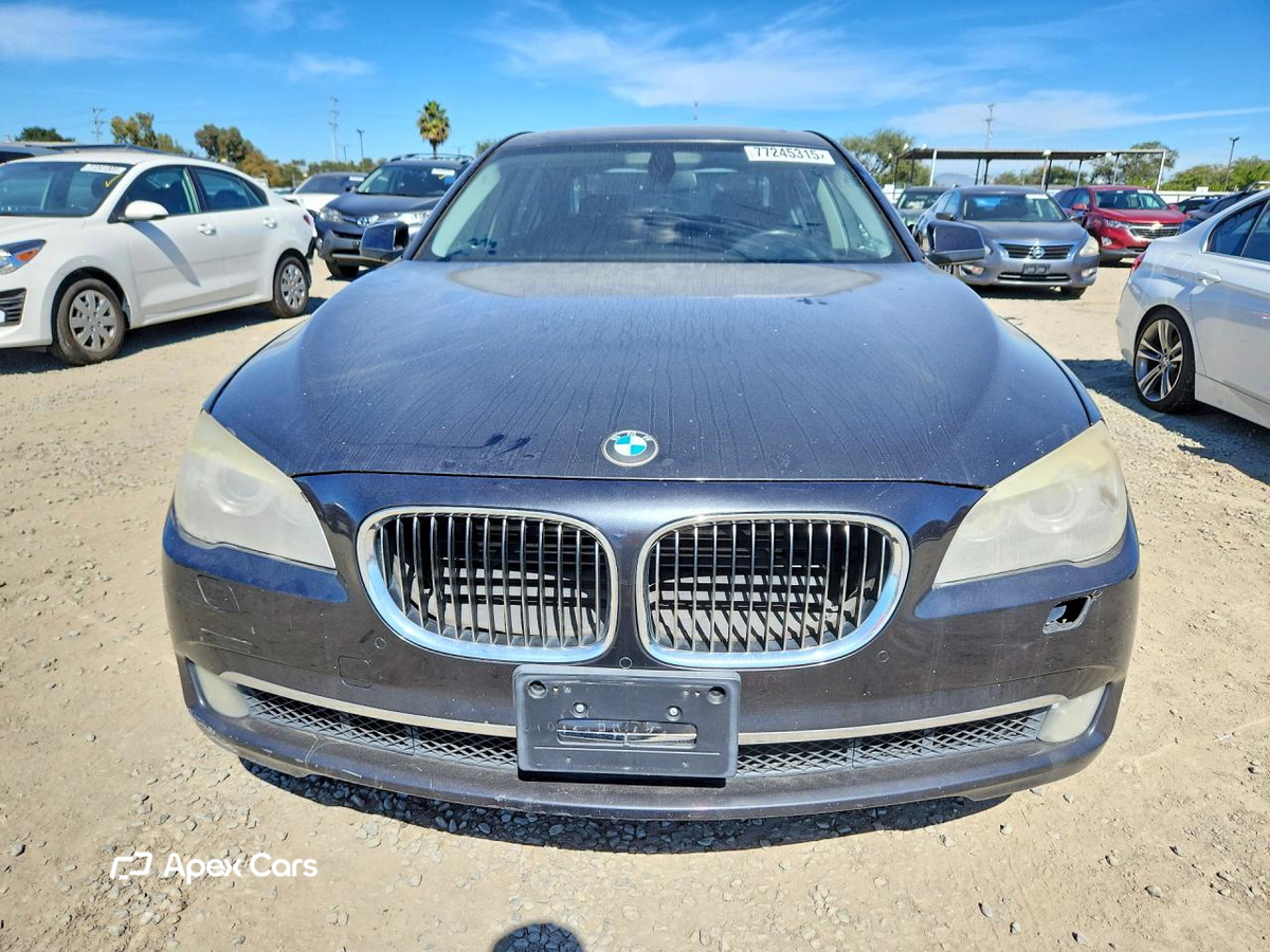 BMW Series 7 2011