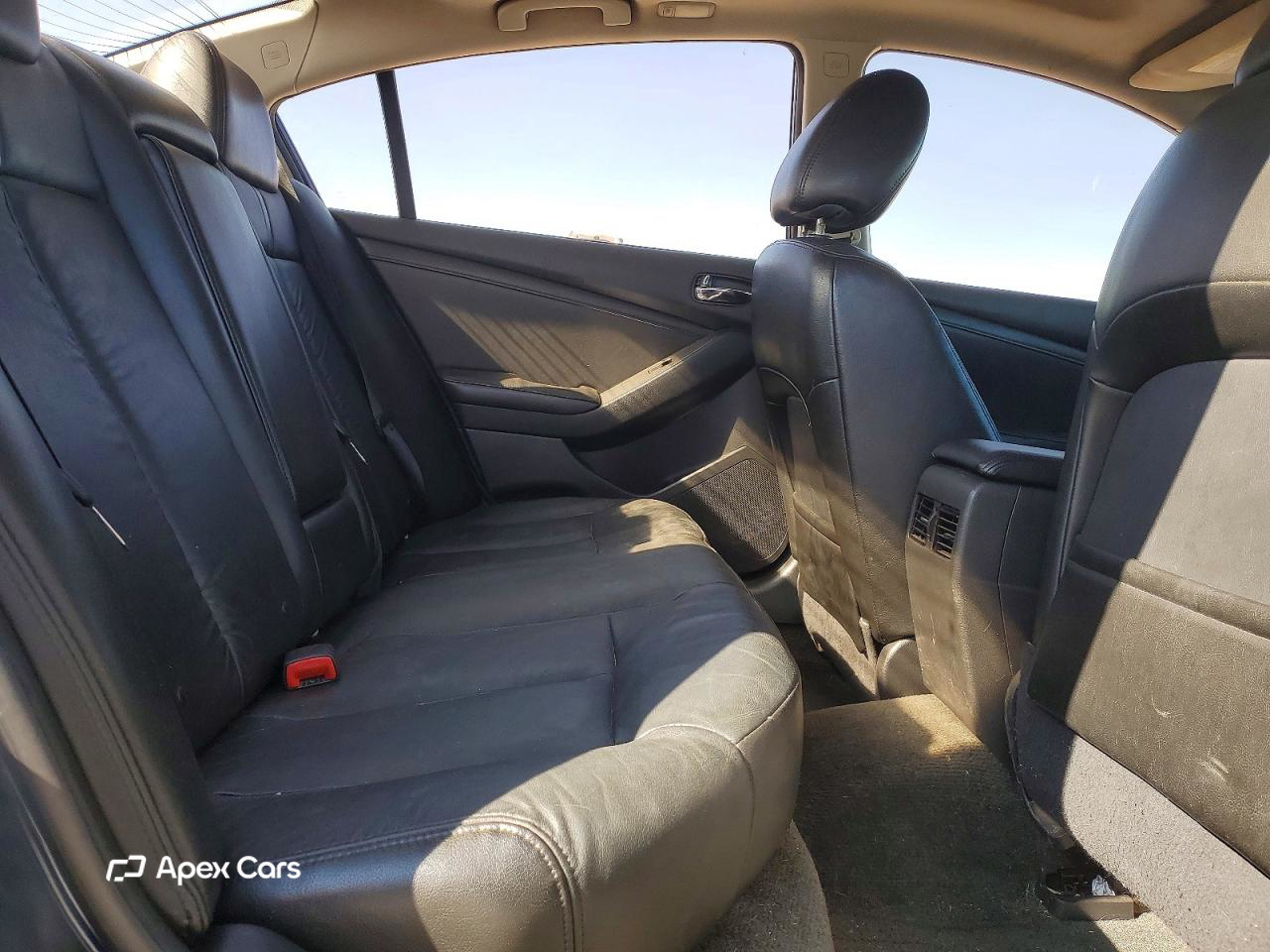 Nissan Altima 2012