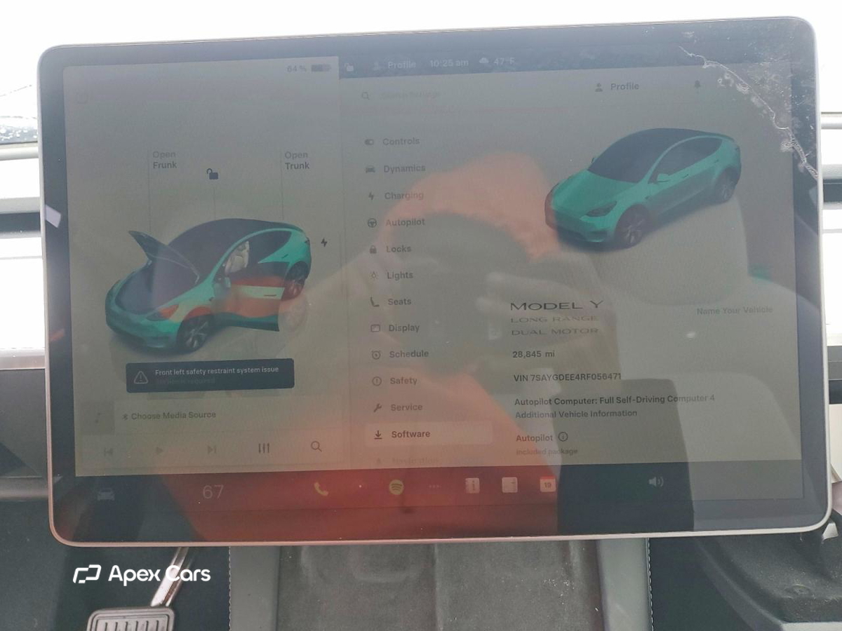 Tesla Model Y 2024