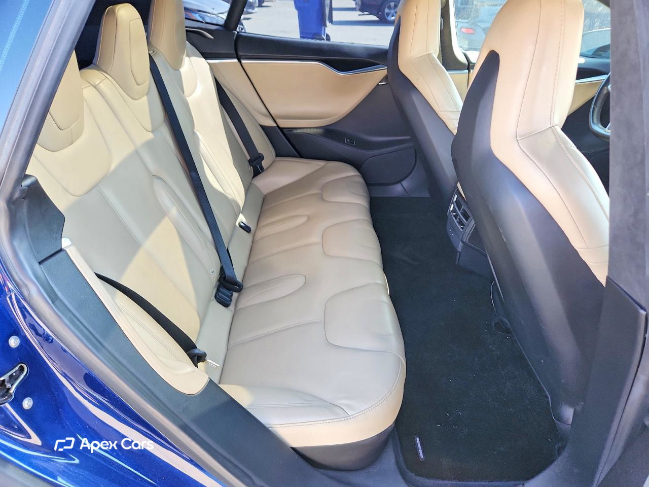 Tesla Model S 2016