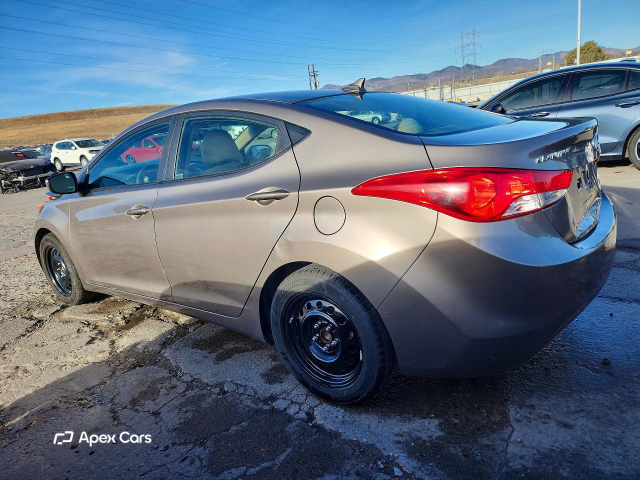 Hyundai Elantra 2012