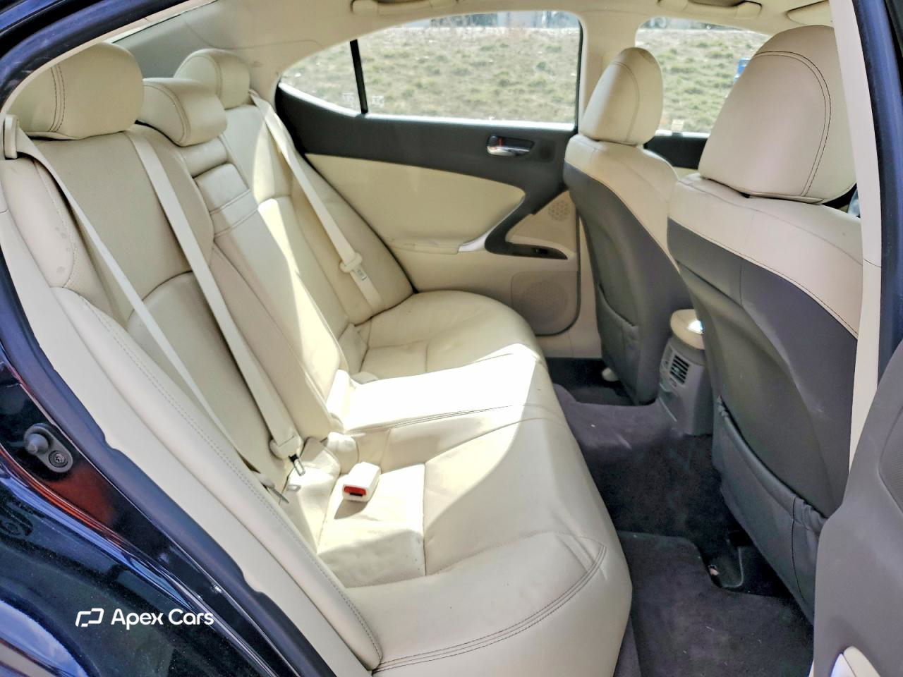Lexus IS 2010