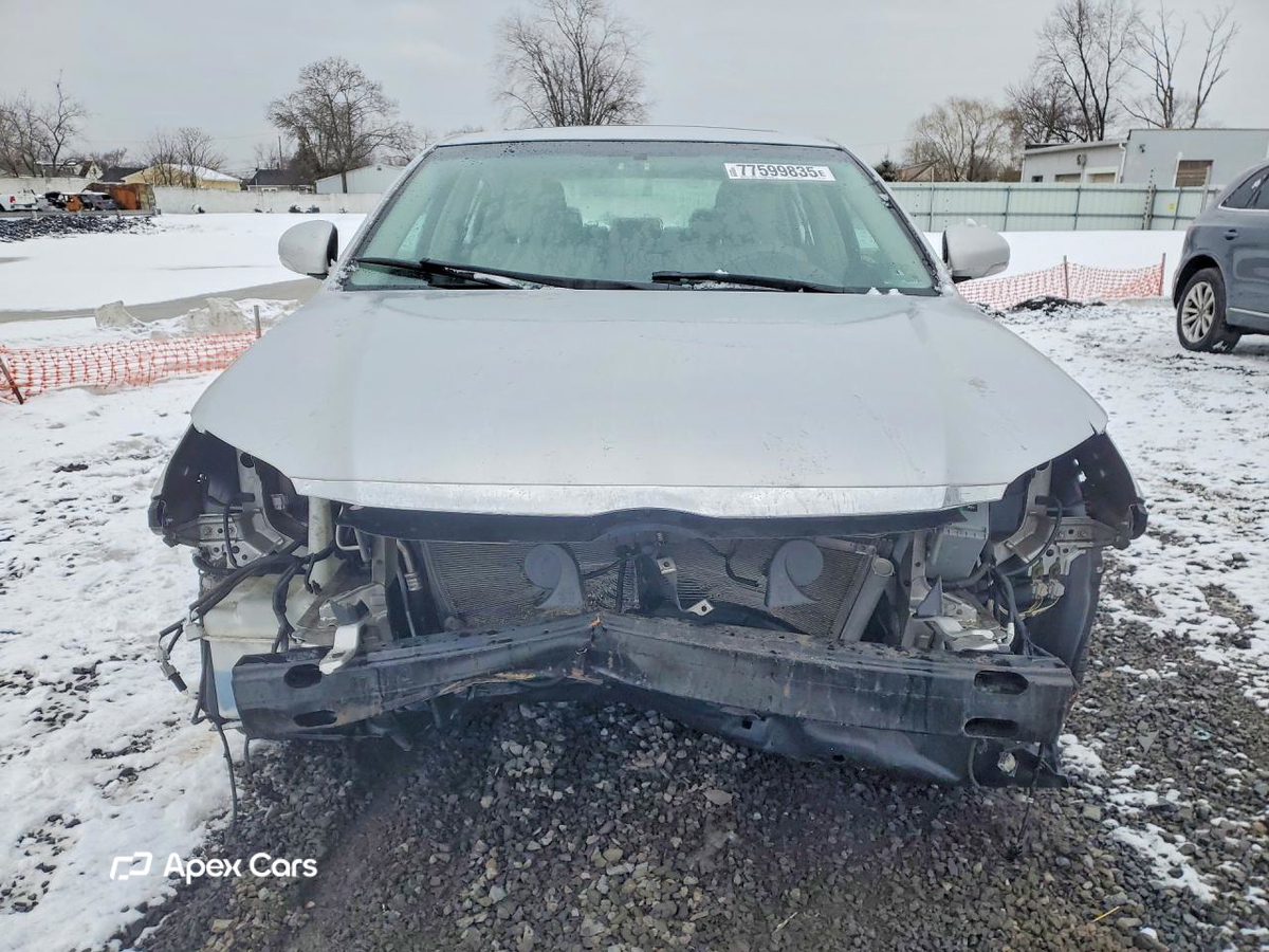 Toyota Avalon 2011