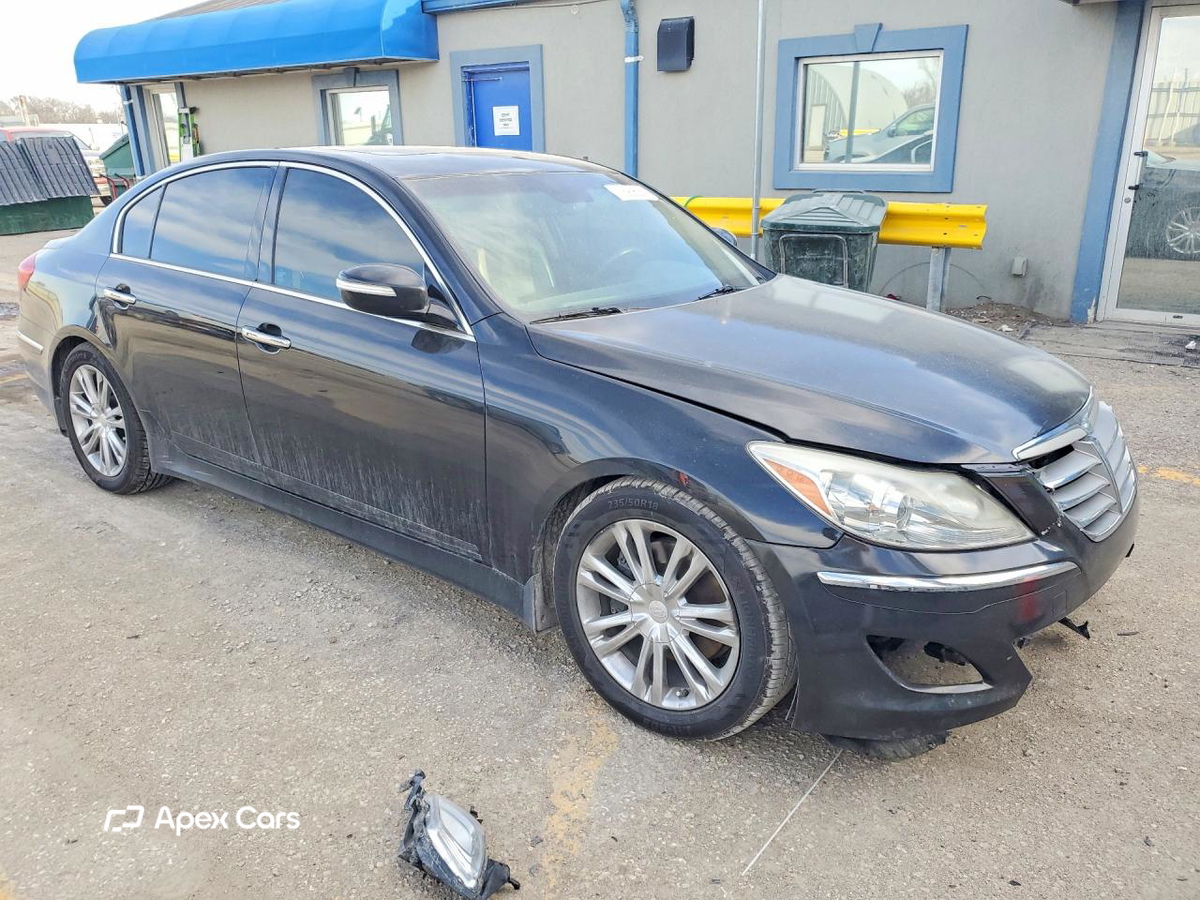 Hyundai Genesis 2012