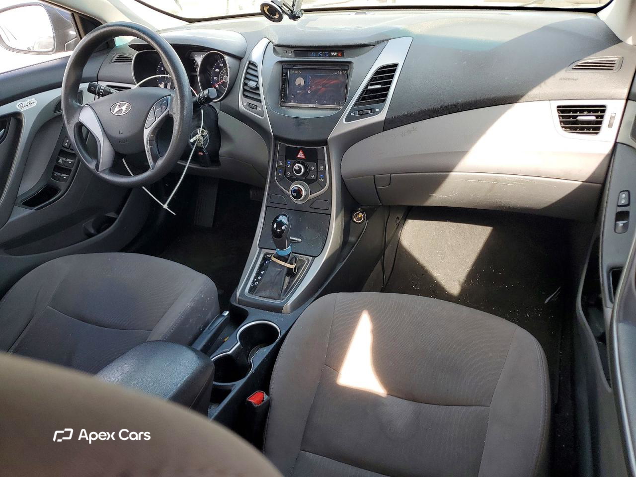 Hyundai Elantra 2016