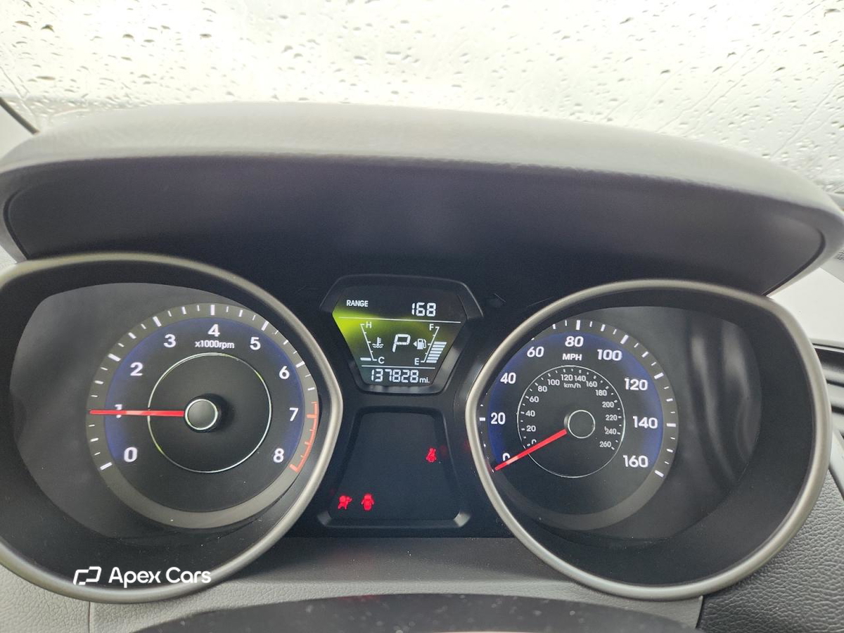 Hyundai Elantra 2016